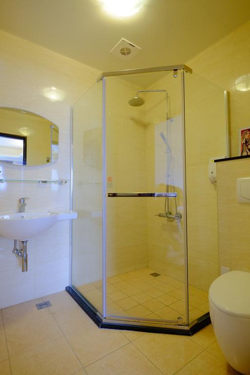 Redbean Guesthouse وجي المظهر الخارجي الصورة